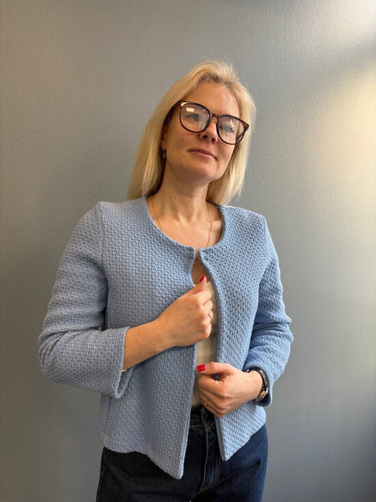 Īsa kokvilnas žakete, zila